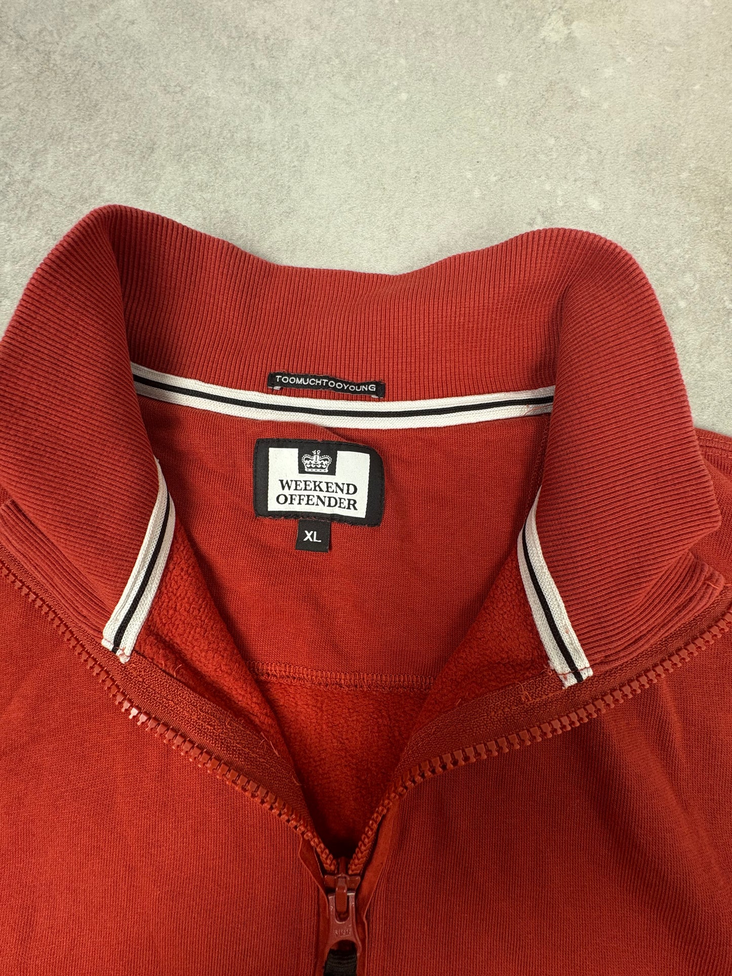 Weekend Offender Zipper