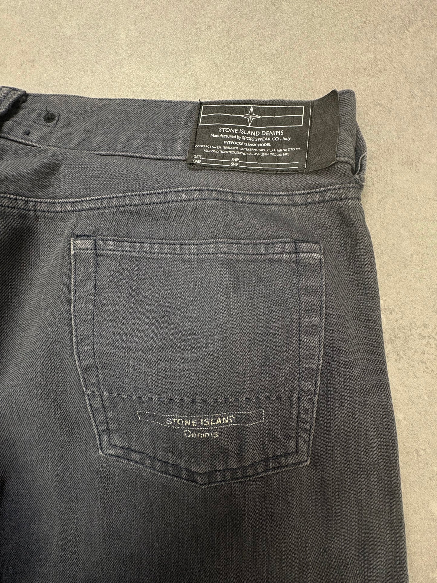 Stone Island Jeans (W38)