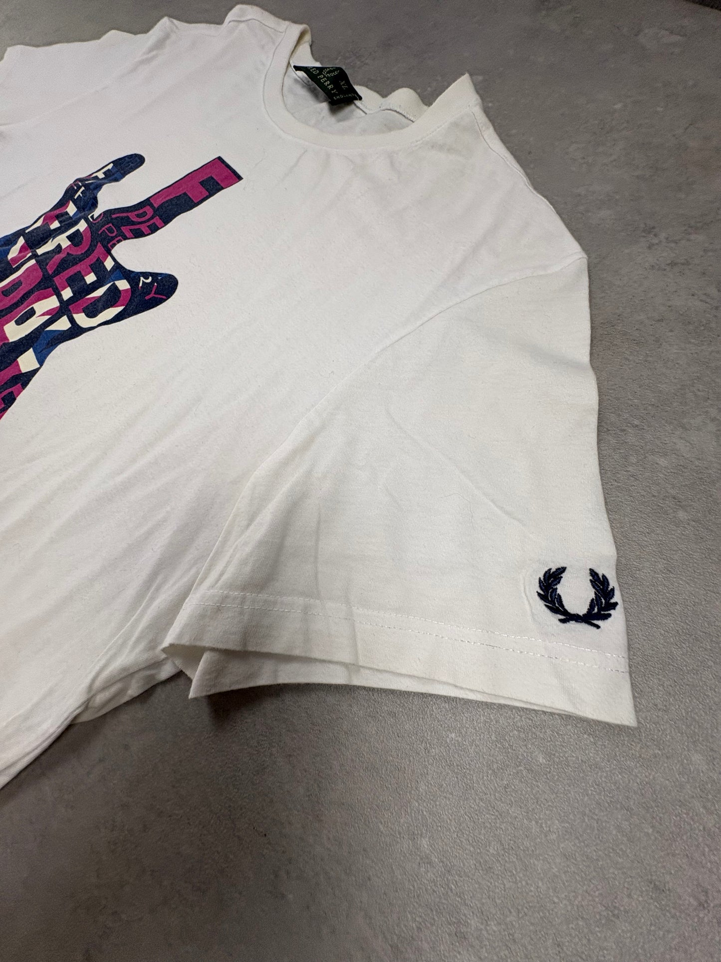 Fred Perry T-Shirt (XL)