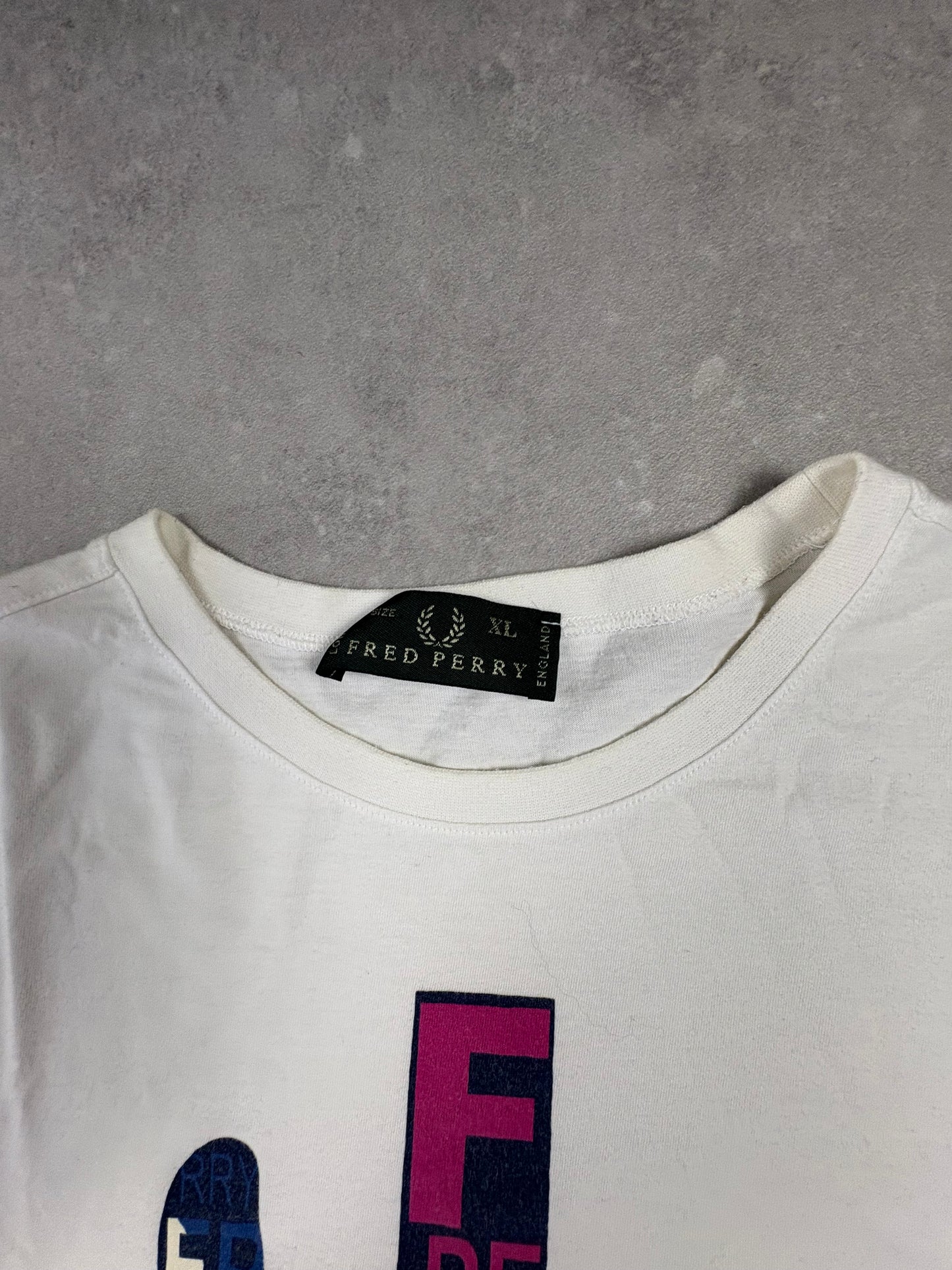 Fred Perry T-Shirt (XL)