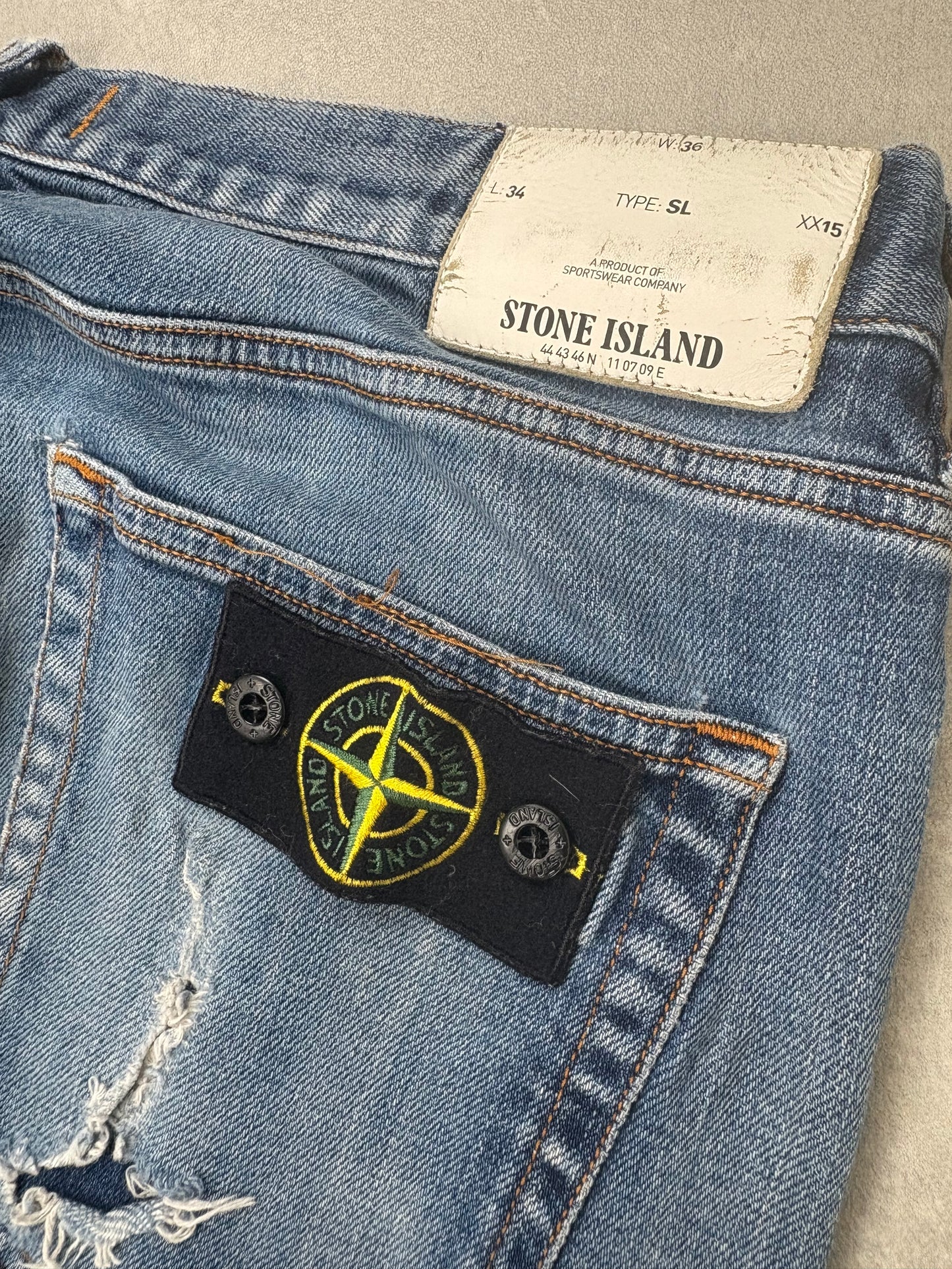 Stone Islands Jeans mit Patch (W36)