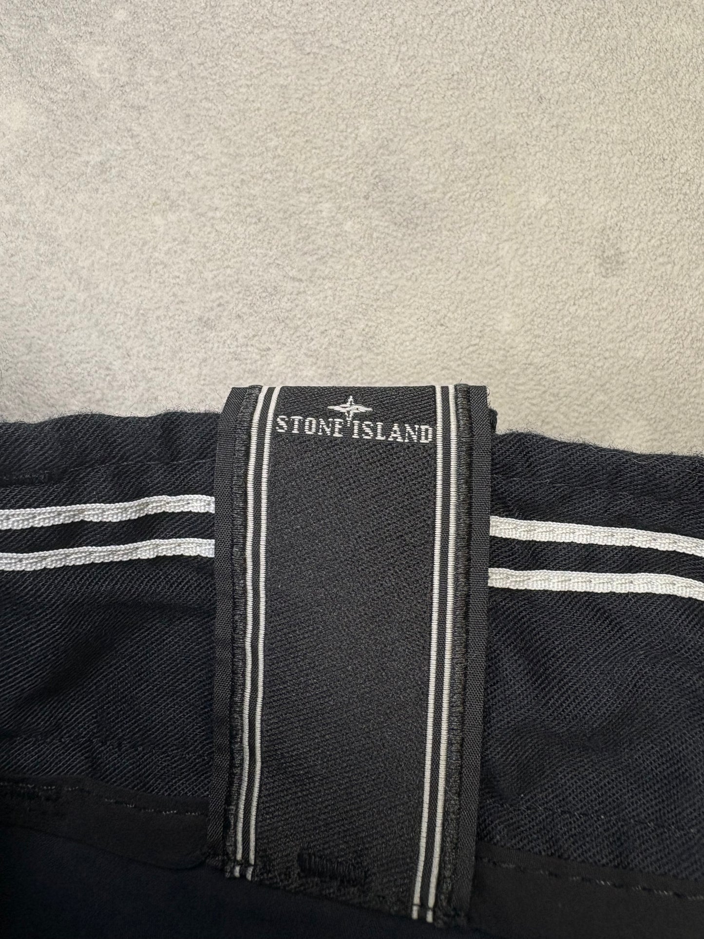 Stone Island Techwear Hose *NEU* (L)