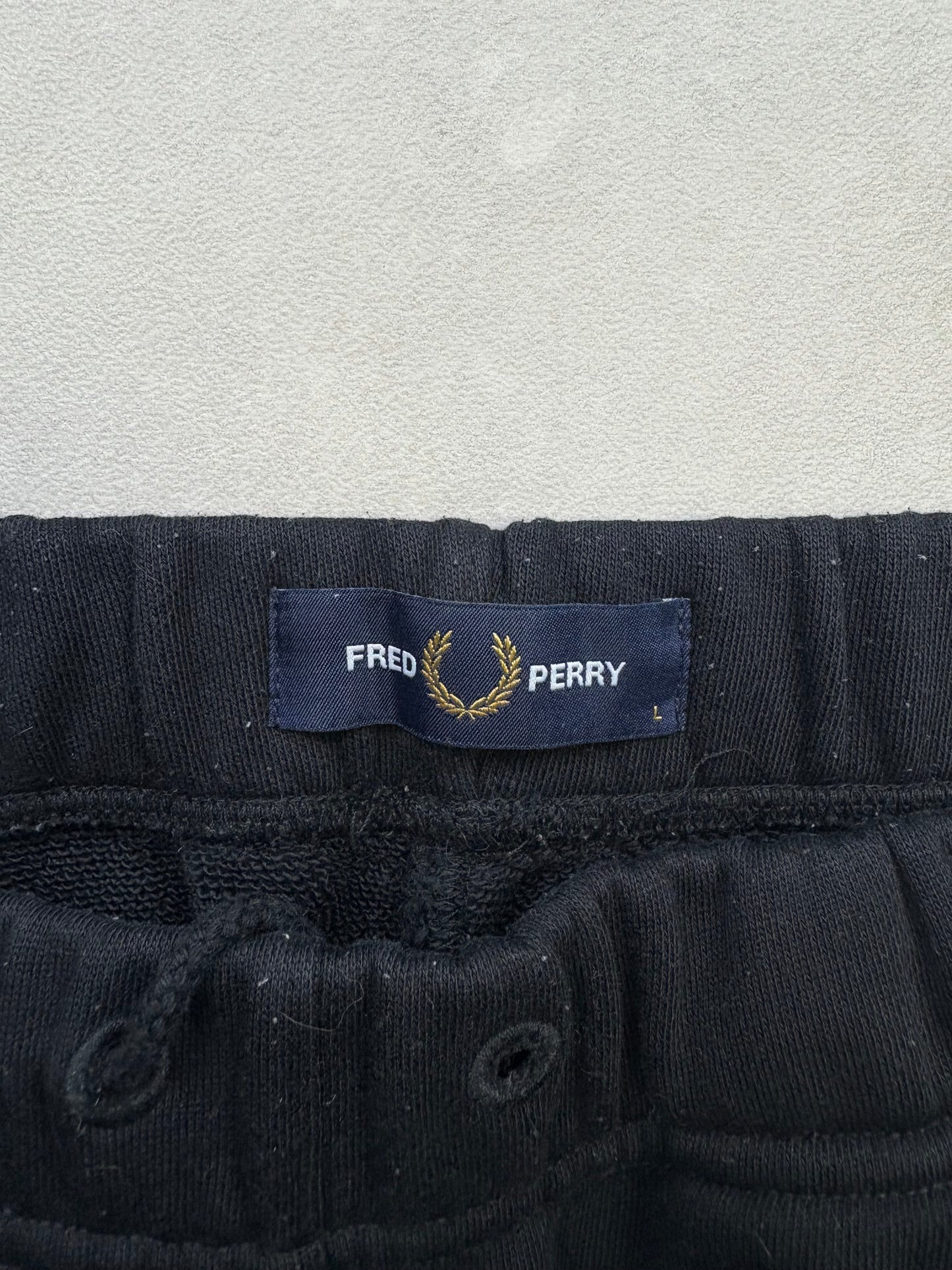 Fred Perry Trackpants (L)