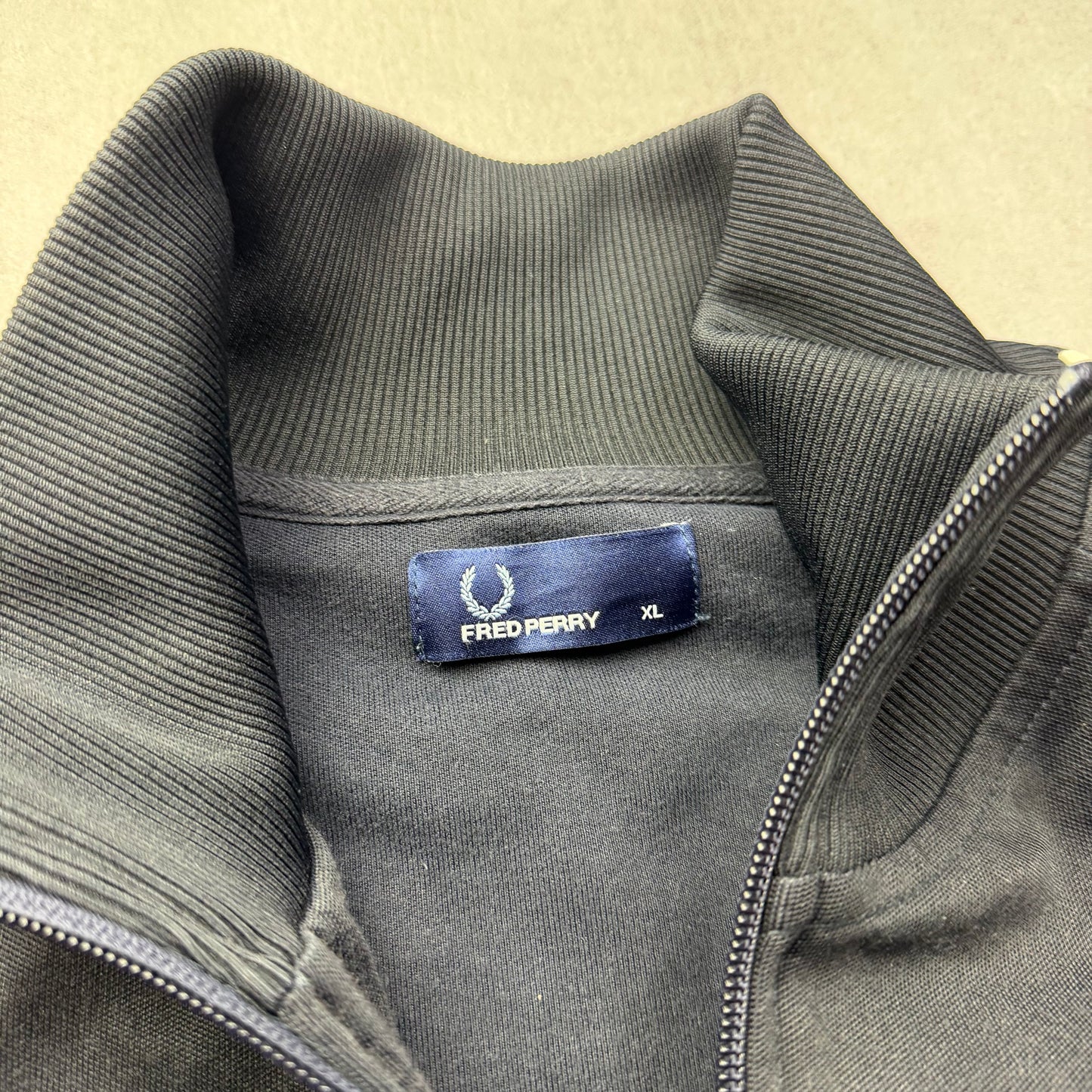 Fred Perry Trainingsjacke (XL)