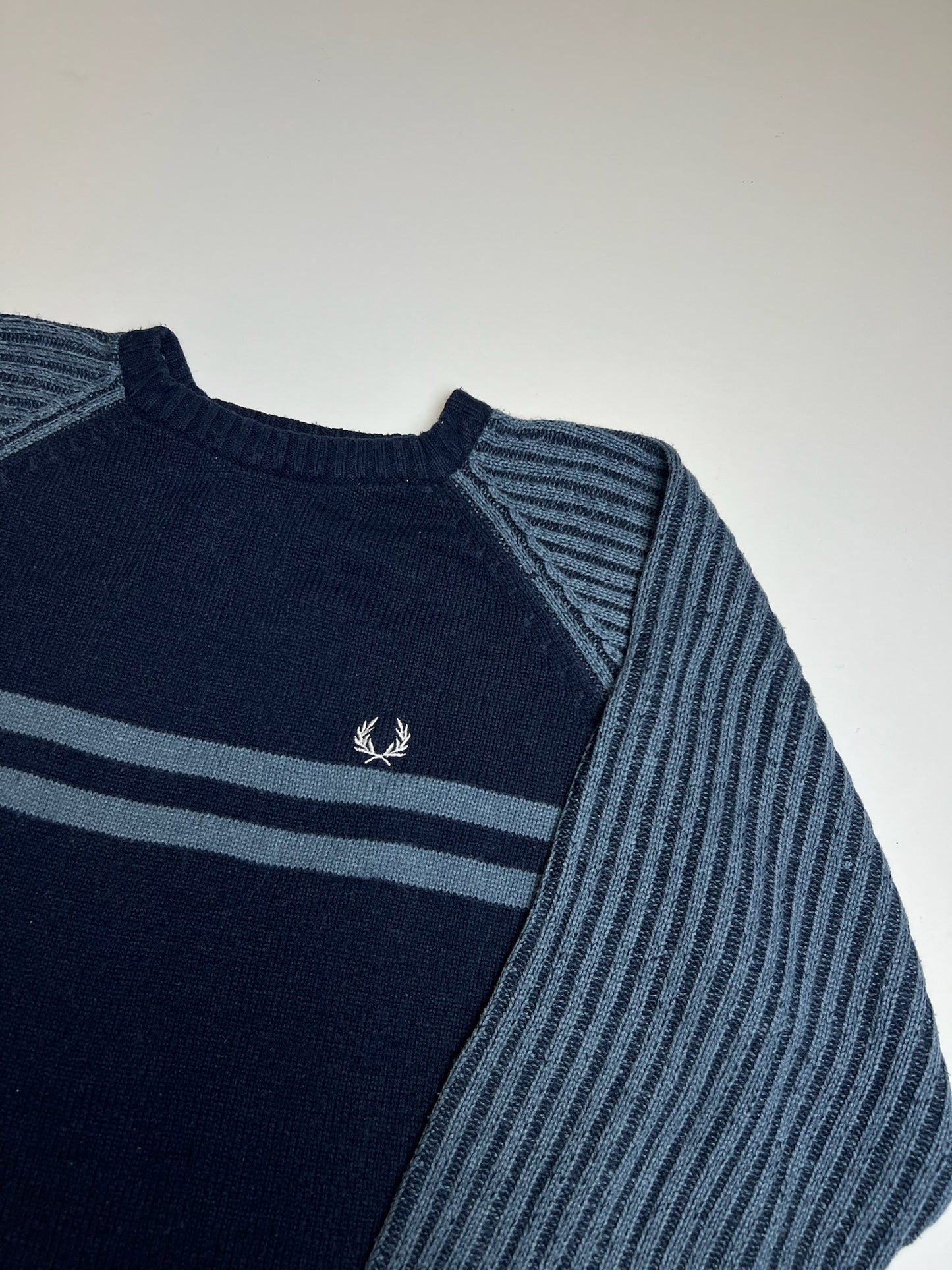 Fred Perry Pullover (XL)