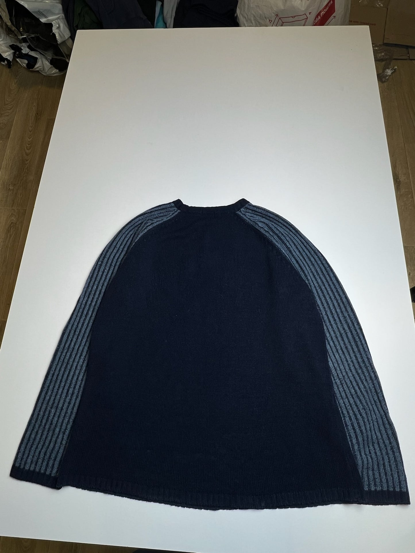 Fred Perry Pullover (XL)