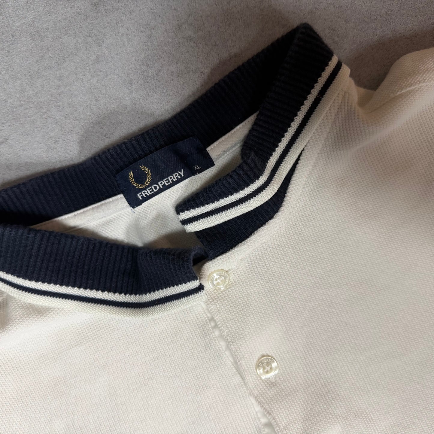 Fred Perry Poloshirt (XL)