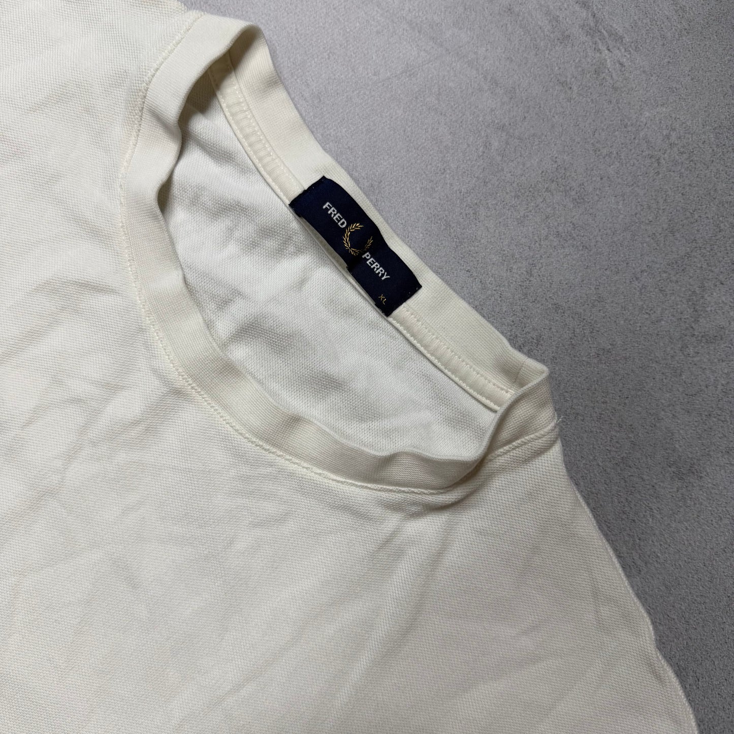 Fred Perry T-Shirt  (XL)